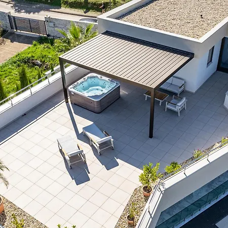 Luxury Con Brio ヴィラ *