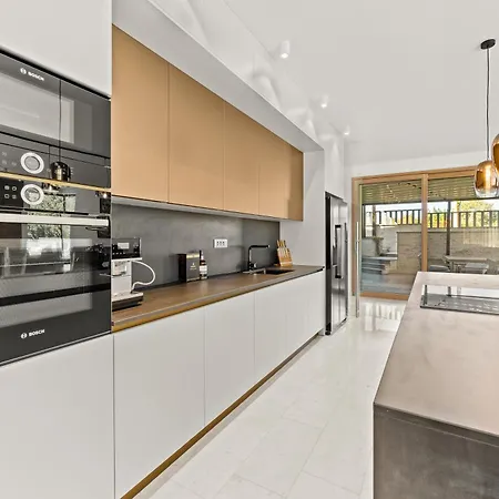 Villa Luxury Con Brio Pomer