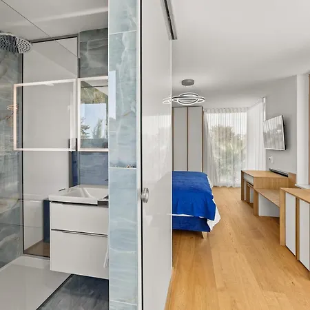 Luxury Con Brio * ポメル