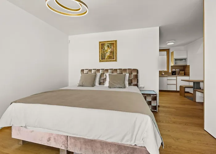 Villa Luxury Con Brio Pomer