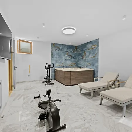 Villa Luxury Con Brio Pomer